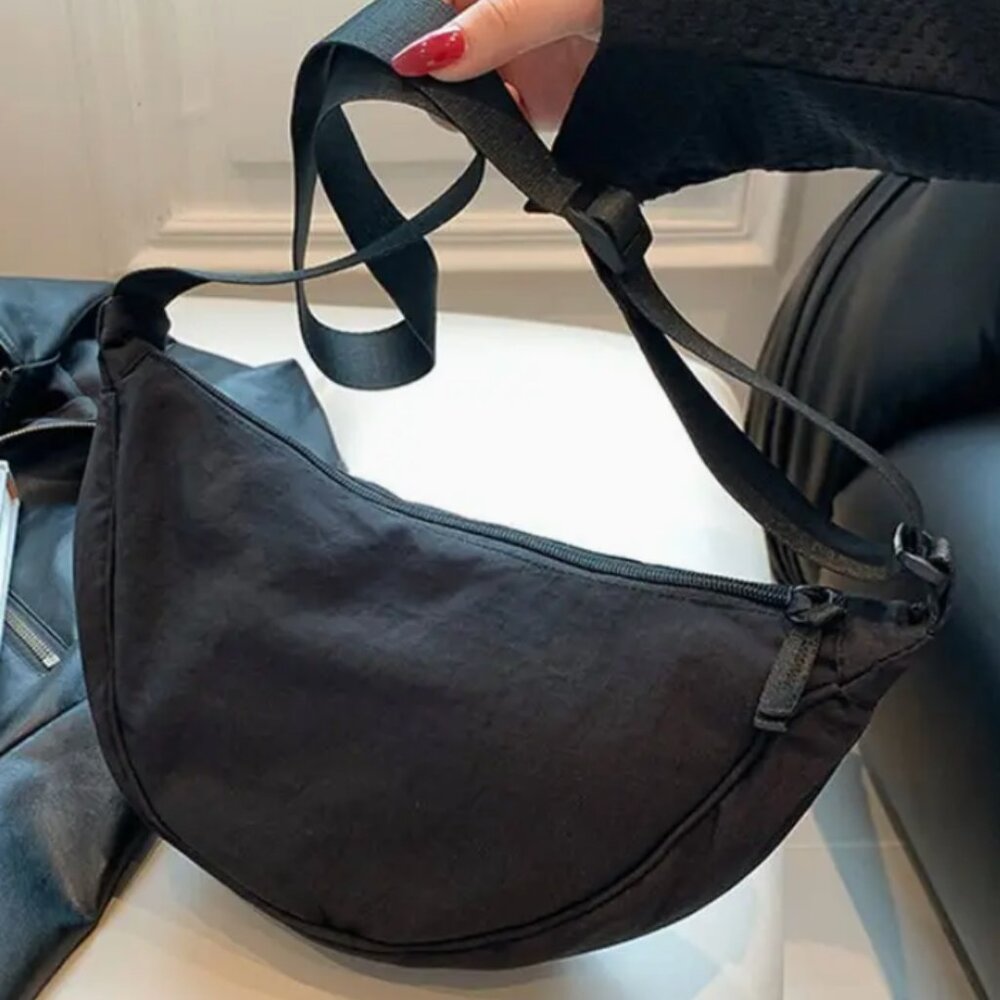 Small Crescent Bag Dumpling cute Black New